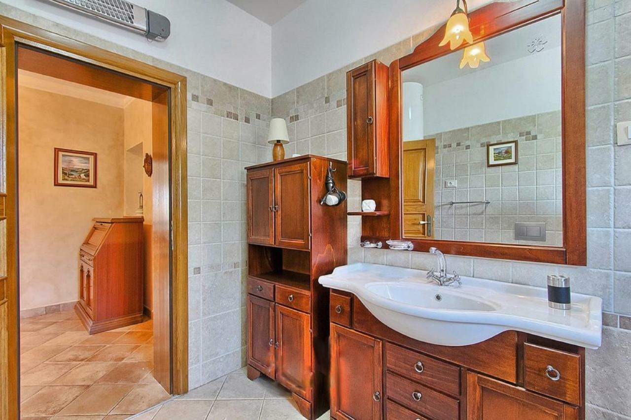 Holiday Home Sarita Šišan Bagian luar foto