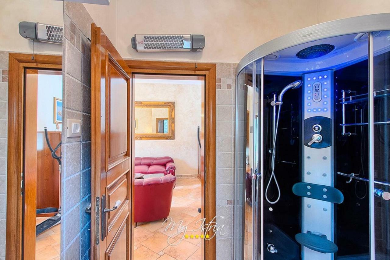 Holiday Home Sarita Šišan Bagian luar foto