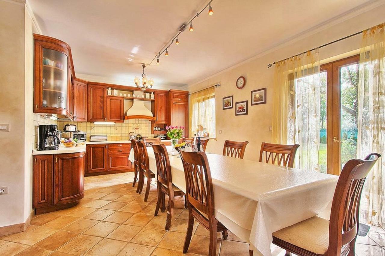 Holiday Home Sarita Šišan Bagian luar foto
